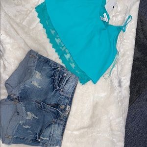 Crop too and ripped shorts